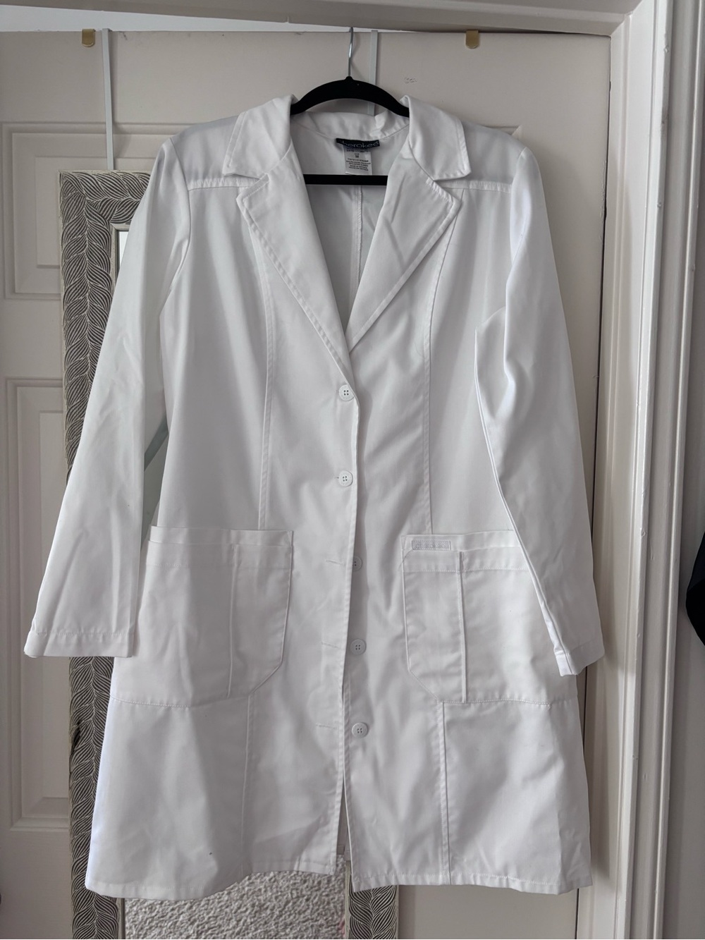 Cherokee White lab coat- woman’s